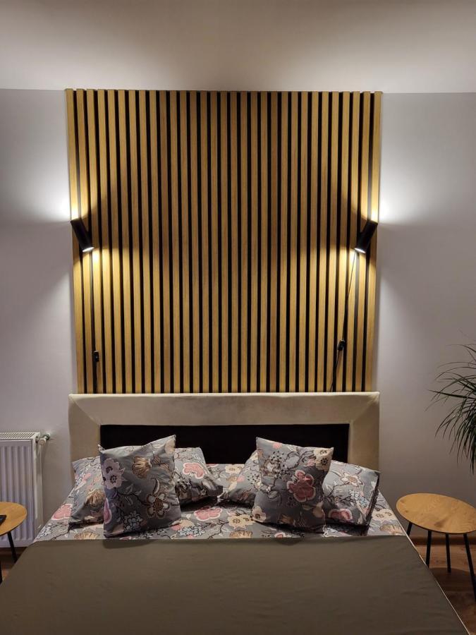 Art House Apartment Floresti  Bagian luar foto